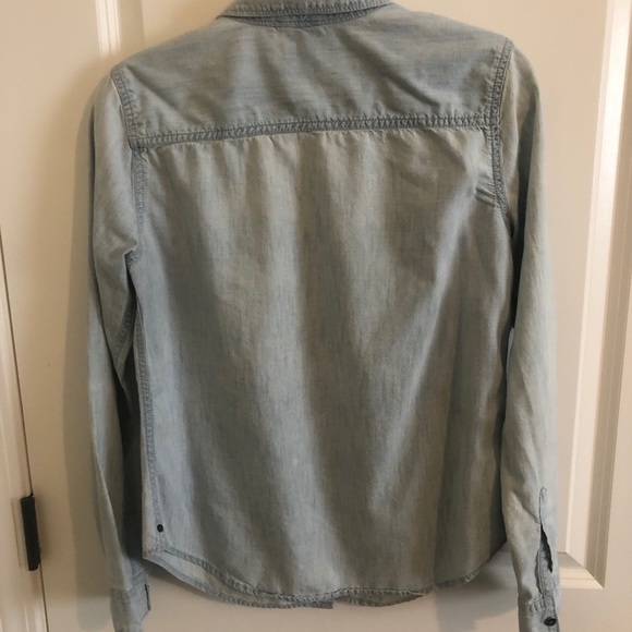 Chambray Button Down (Gap) - Picture 3 of 3